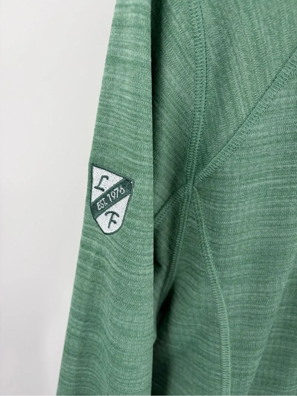 Vineyard Vines sankaty performance green half zip pullover men’s M preppy